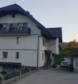 Ugodni družinski apartma na Gorenjskem