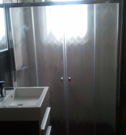 steklena tuš kabina