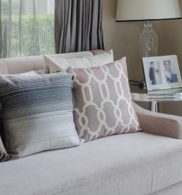 Ugodne sedežne garniture Slovenija