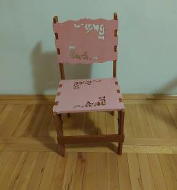 unikatni stolčki iz lesa za punčke Savinjska