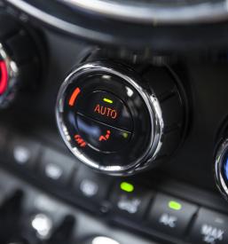 kvaliteten uvoz vozil po naročilu Koper