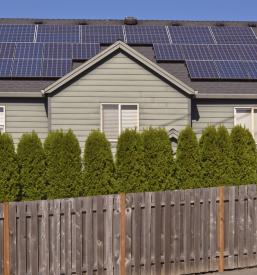 Kvalitetna izvedba in prodaja sončnih elektrarn Slovenija