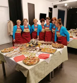 Društvo podeželskih žena Kamnik, Komenda