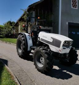 Popravilo traktorja cenik Slovenija