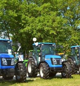 Najem traktor Solis Slovenija