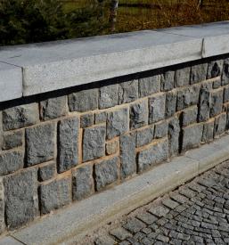 Prodaja naravnega kamna lomljenec