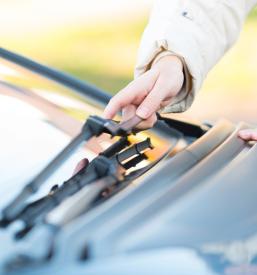 Kvalitetna popravila avtostekel Ljubljana