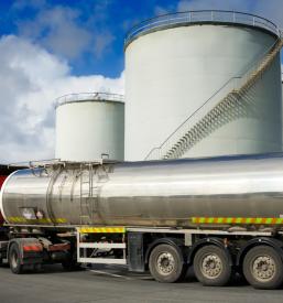 Prodaja in dostava goriv in gorljivih materialov