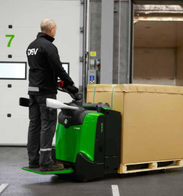 Izposoja viličarja Slovenija