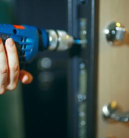 Ugodna prodaja protipožarnih ALU vrat