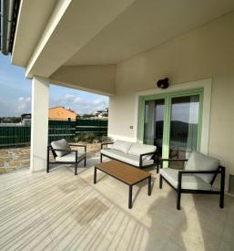 Vila z balkonom Sečovlje