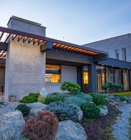 Nova vhodna vrata, izdelana po meri Slovenija