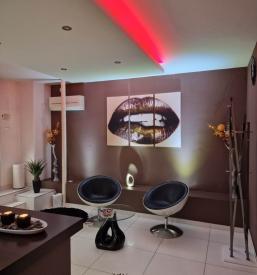 Erotični masažni salon