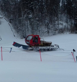 Treniranje smučarskih skokov Tolmin, Goriška