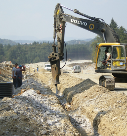 Kako poteka izgradnja transformatorskih postaj