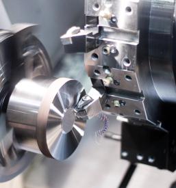 Dober monter industrijskih strojev Podravska, Slovenija