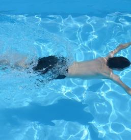 Športno plavanje prsno