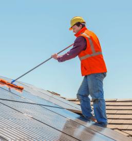 Kvalitetno čiščenje sončnih elektrarn Slovenija