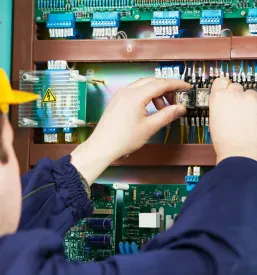 elektroinštalacije komenda