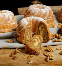 Sveža in sočna domača potica