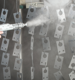 Peskanje kovinskih izdelkov Jesenice