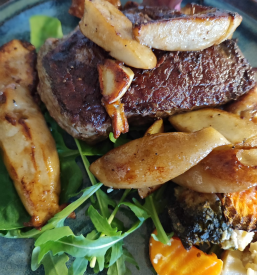 Prostor za zaključene družbe Sežana