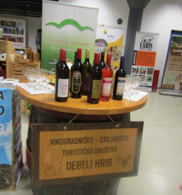 Predavanje o zaščiti vinske trte in sadnega drevja Slovenija