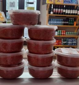 Tatarski v mesariji Cerkno