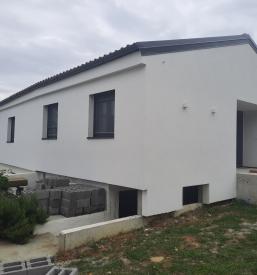 Notranja in senčila Primorska, Osrednja Slovenija