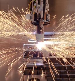 Laserski rezalnik Slovenija