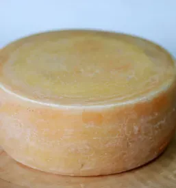 Mlečni izdelki kmetije Marn