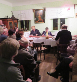 Notranjost Hiše čez cesto