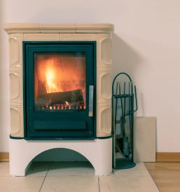 Priklop dimnika na kamin