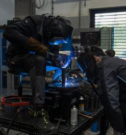 Dobra CNC obdelava kovin Zasavje, Slovenija