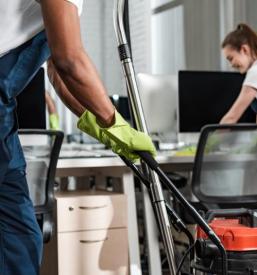 čiščenje poslovnih prostorov v Sloveniji