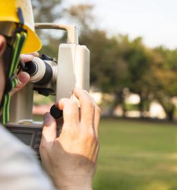 Urejanje meja v medsosedskih sporih