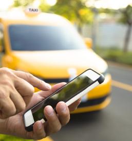 Poceni taxi prevoz oseb