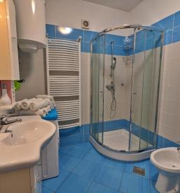 Ugoden apartma Primorska