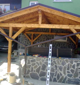 Nadstreški iz lesa Štajerska