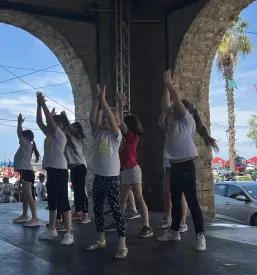 Plesni tečaji za otroke Izola, Obala