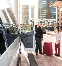 Ugoden potniški kombi