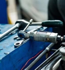 Servis avta Ajdoviščina