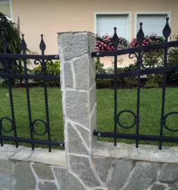 Polaganje naravnega lomljenega kamna