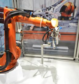 Montaža avtomobilskih strojev in industrijskih naprav