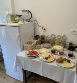 Okusen zajtrk na Bledu