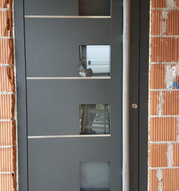 Poceni izdelava ALU oken in vrat