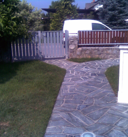 Polaganje naravnega kamna