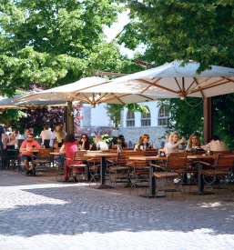 Buon ristorante nel centro di Lubiana con carte di credito