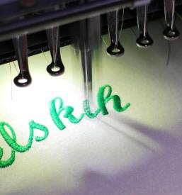 Graviranje in vezenje Dolennjska