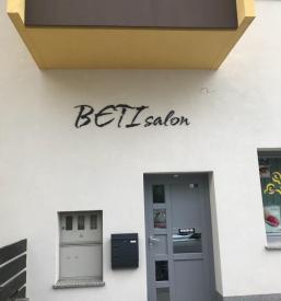 Žensko frizerstvo Kranj